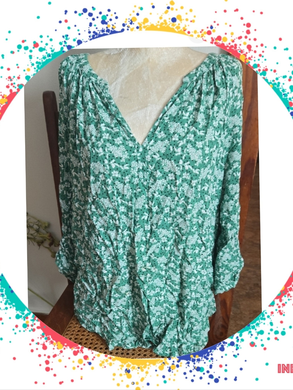 Jones New York Green Floral V-Neck Top Size 1x